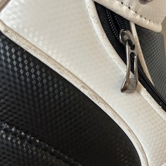 キャディバッグ　PUMAの画像