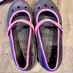 クロックス　女の子　シューズ　18cmぐらい