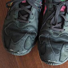 New Balance　adidas　スニーカーの画像