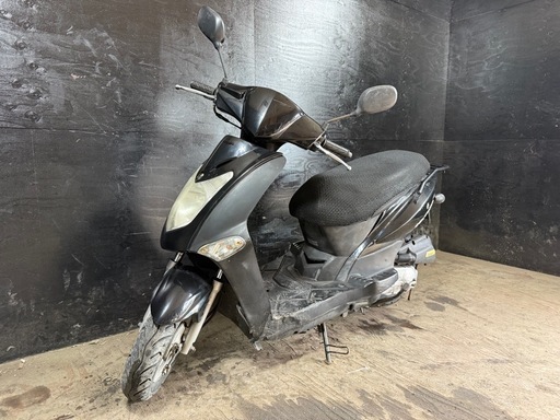 ★支払総額3.3万円★定休日なし！いつでも現車確認可能です！ キムコ アジリティ50 黒 人気のアジリティ50！ 4スト！ 激安原付！ カスタムベースに♪