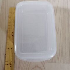 お弁当箱　タッパー　お弁当　