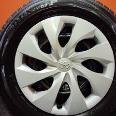 【DUNLOP WM02 205/65R16】スタッドレス【 トヨタ ヤリスクロス 純正ホイール 16インチ 6.5J5HPCD114.3+50】24年製 バリ溝　(KTN411)の画像