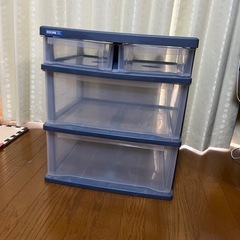衣装ケース