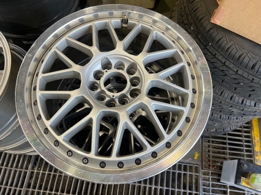 アルミホイール17インチ　マルチホイール4本1セット！