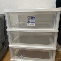 (ふたつあります
) アイリスオーヤマ チェスト 3段 届いてす...