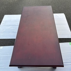 折りたたみテーブルの画像