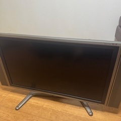 37型液晶テレビ　無料でお譲りします。
