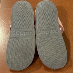 adidas ピンク キッズサンダル 21cm  の画像