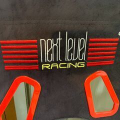 Next Level Racing　レーシングコックピットの画像