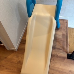 室内すべりだい