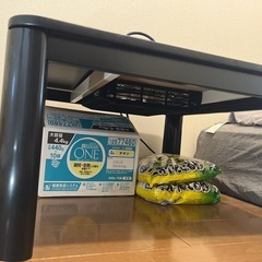 こたつテーブルの画像