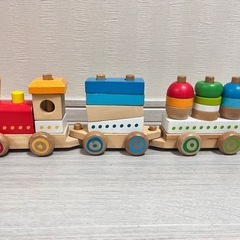 赤ちゃんの木のおもちゃ　列車の画像