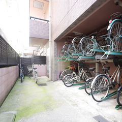 【神楽坂駅】 【月約3万円】【週4日×1.5時間(時間指定なし)】マンション清掃/未経験者可～日払い可(神楽坂4)の画像