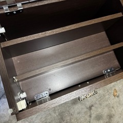 鏡付き収納ボックスの画像