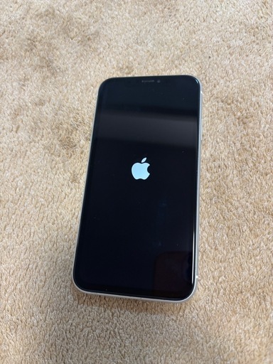 iPhoneXR  64㎇　SIMフリー　もうすぐ終了します　中古　画面交換済み