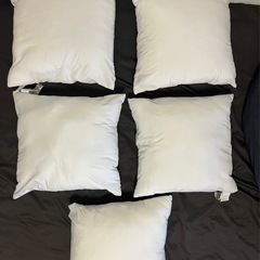 無印良品　洗えるクッションの画像