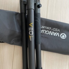 VANGUARD VEO2 264CB  トラベル三脚 自由雲台付き 4段タイプ カーボン 多少使用感ありますがまだまだ使える！の画像