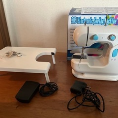 電気ミシンの画像