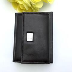 ゲス GUESS キーケース 鍵 革 茶 6連 の画像