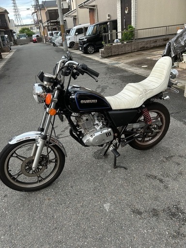スズキ GN125h