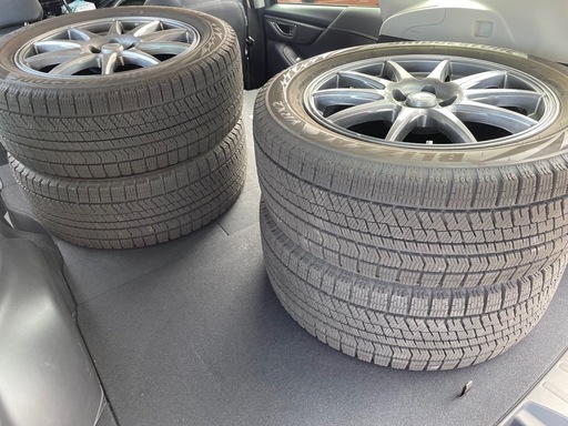 【手渡し限定】VRX2Z 225/55R17 97Qスタッドレスタイヤ