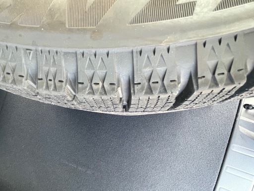【手渡し限定】VRX2Z 225/55R17 97Qスタッドレスタイヤ