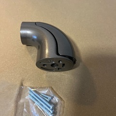 TOTO 32φmm用手すり部材　フレキシブルジョイント・エンドブラケット
の画像