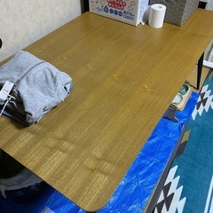 ダイニングテーブル