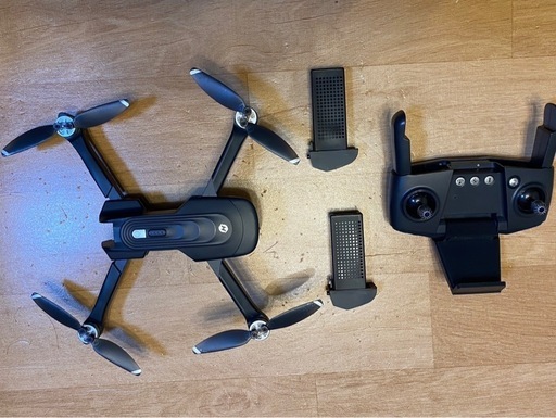 Holy Stone ドローン 4Kカメラ付き GPS搭載 ブラシレスモーター 折り畳み式バッテリー2個 フライト時間46分 110&deg;広角カメラ 収納ケース付き リターンモード フォローミーモード オプティカルフロー 高度維持 ウェイポイントモード 2.4GHz モード 1/2自由転換 国内認証済み HS175D