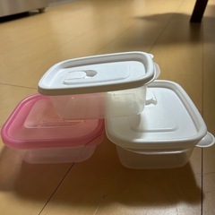 タッパー