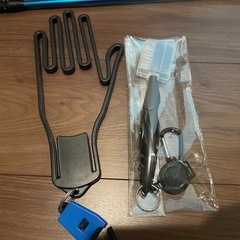 ゴルフ用品6点セット　ドライバー（ジャンク）　シャフト　キャップ　ブラシ等の画像