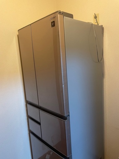SHARP 冷蔵庫　2022年製SJ-X506J-T