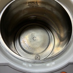 電気ポットの画像