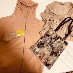 服、靴、アクセサリーセットの画像