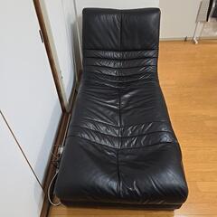 【週末まで値下げ！】ニトリ 本革 シェーズロングソファの画像