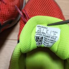 asics　ジュニアシューズ　24.5cmの画像