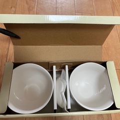 新品未使用　お碗２つお箸２つセットを2つの画像