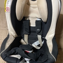 エールべべ☆  NT2 クルット　チャイルドシート　車の画像