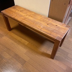 木製の椅子