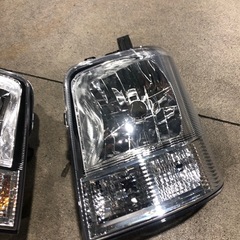 64v  エブリイヘッドライト　美品値段交渉ＯＫの画像
