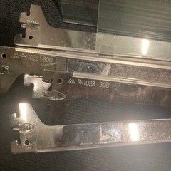 ガラス棚　レール付き　4段
の画像