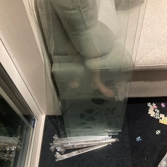 ガラス棚　レール付き　4段
の画像