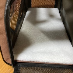 ペットキャリー（アイリスオーヤマ製）の画像