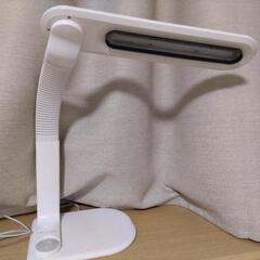 デスクライト　アイリスオーヤマ　