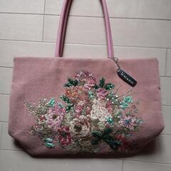 ハンドバッグ 花柄刺繍の画像