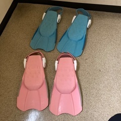 マリンスポーツ足につけるヒレ各種の画像
