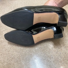 BALLY🔴パンプスの画像