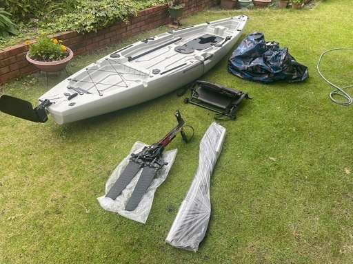 足漕ぎカヤック