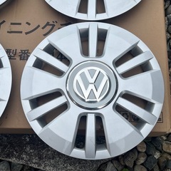 ホォルクスワーゲンUPホイールキャップ　カバー14インチの画像