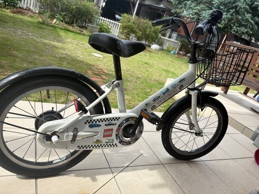 トミカ自転車　子供用　16インチ